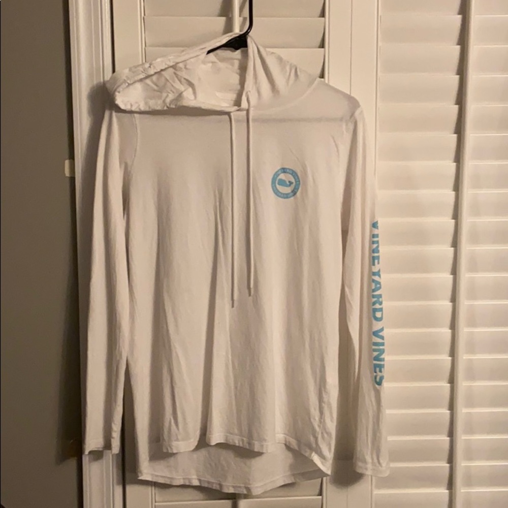 Long Sleeve Hooded Vineyard Vines Tee